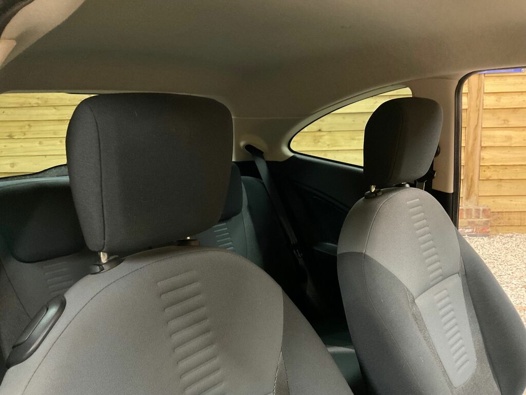 Ford KA Hatchback Silver #15