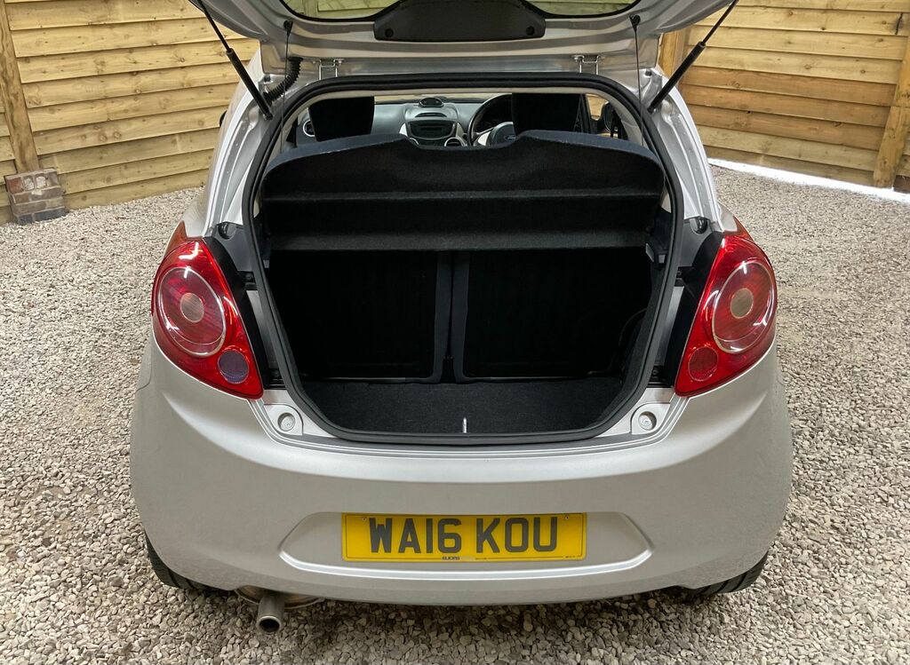 Ford KA Hatchback Silver #38
