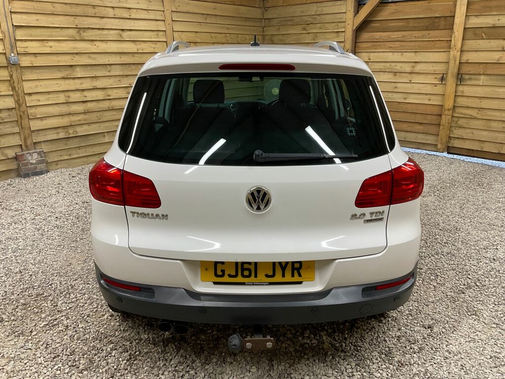 Volkswagen Tiguan Tdi Bluemotion Tech Se White #6