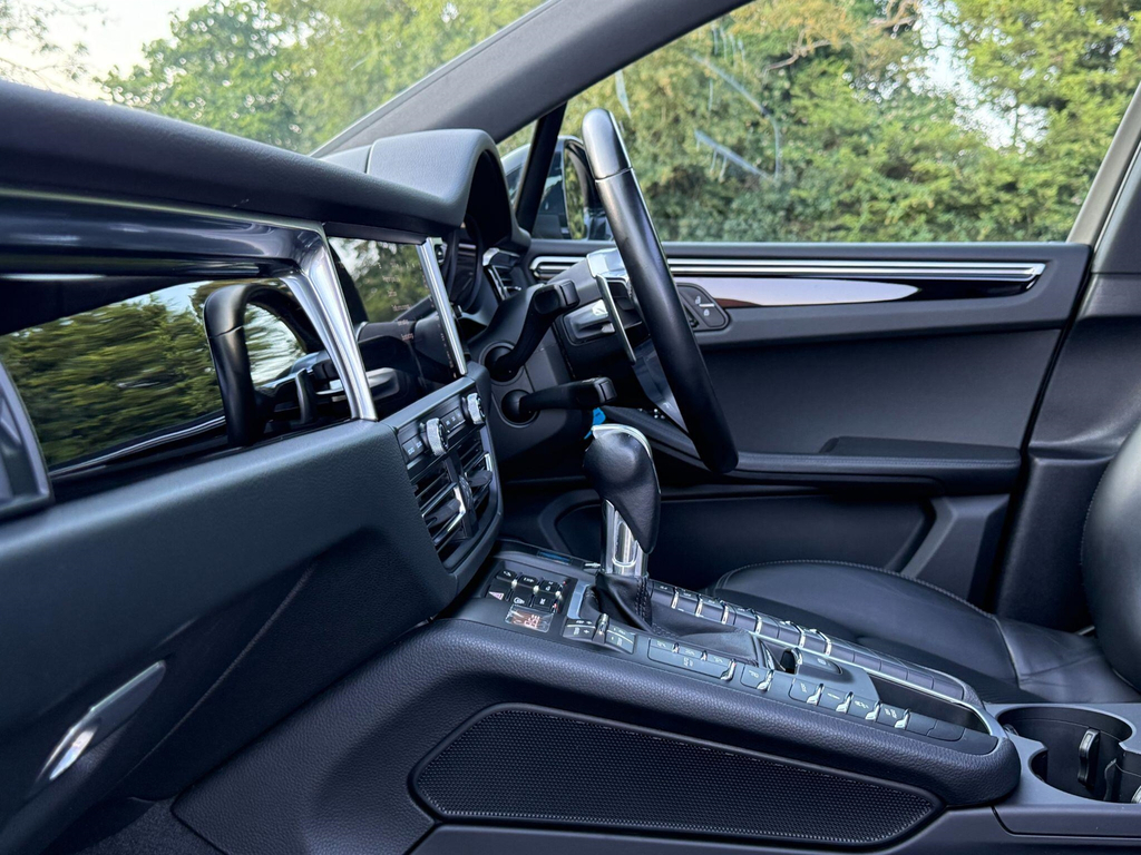 Porsche Macan 5dr Pdk Grey #11