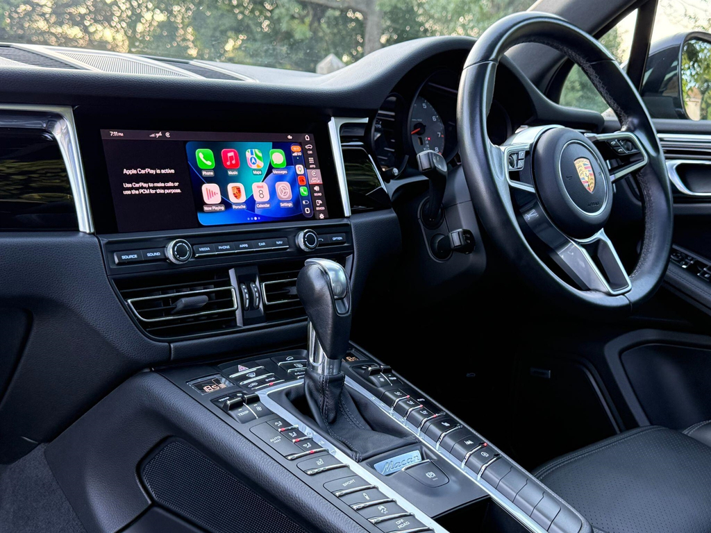 Porsche Macan 5dr Pdk Grey #9