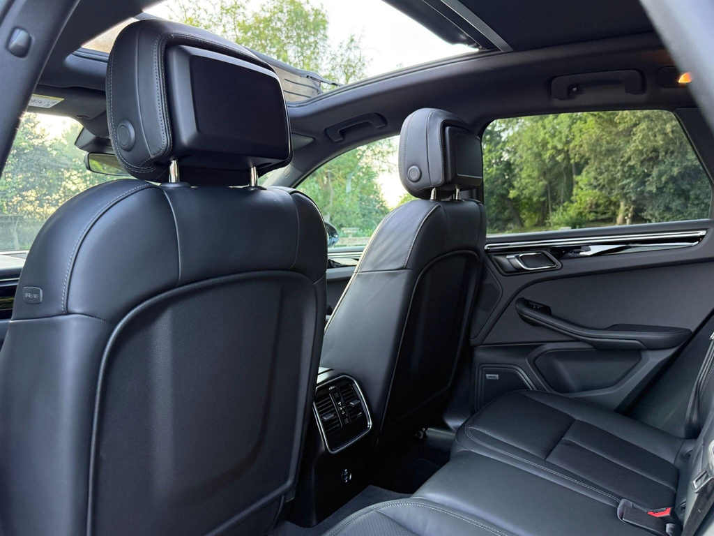 Porsche Macan 5dr Pdk Grey #12