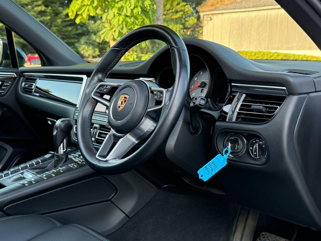 Porsche Macan 5dr Pdk Grey #16