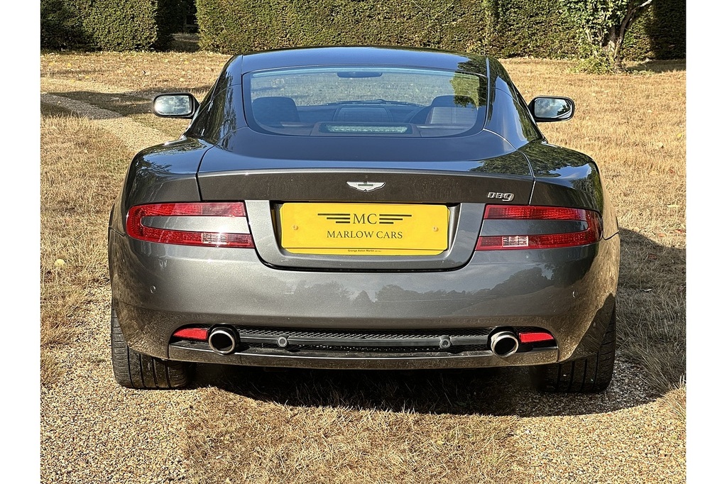 Aston Martin DB9 5.9L Null Silver #31