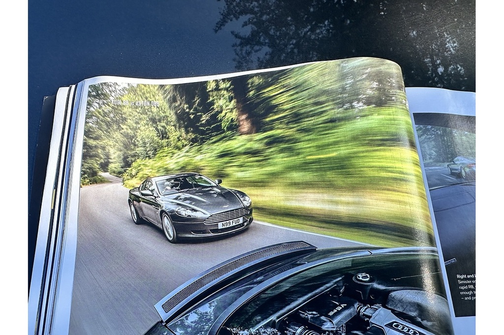 Aston Martin DB9 5.9L Null Silver #33