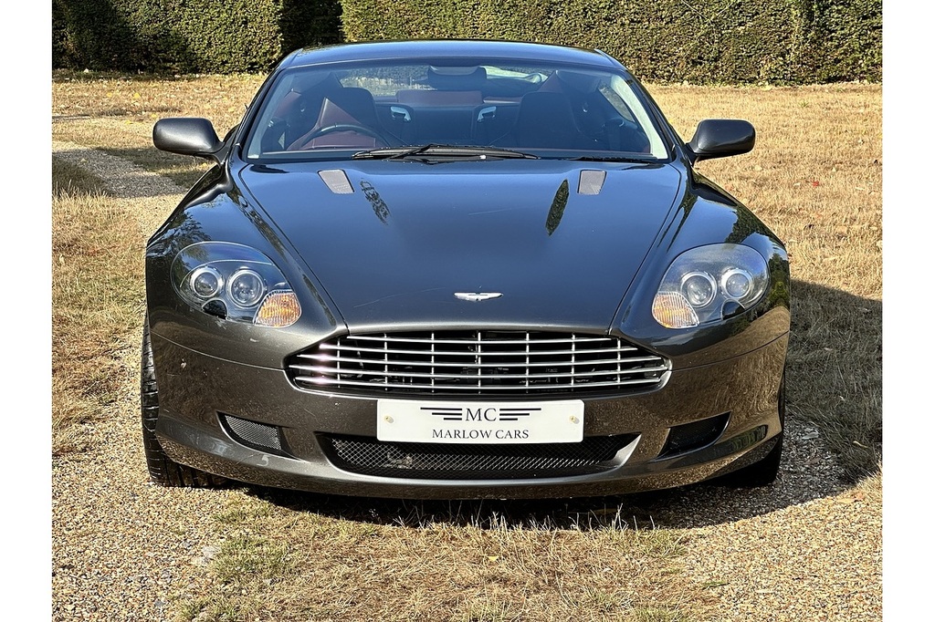 Aston Martin DB9 5.9L Null Silver #7