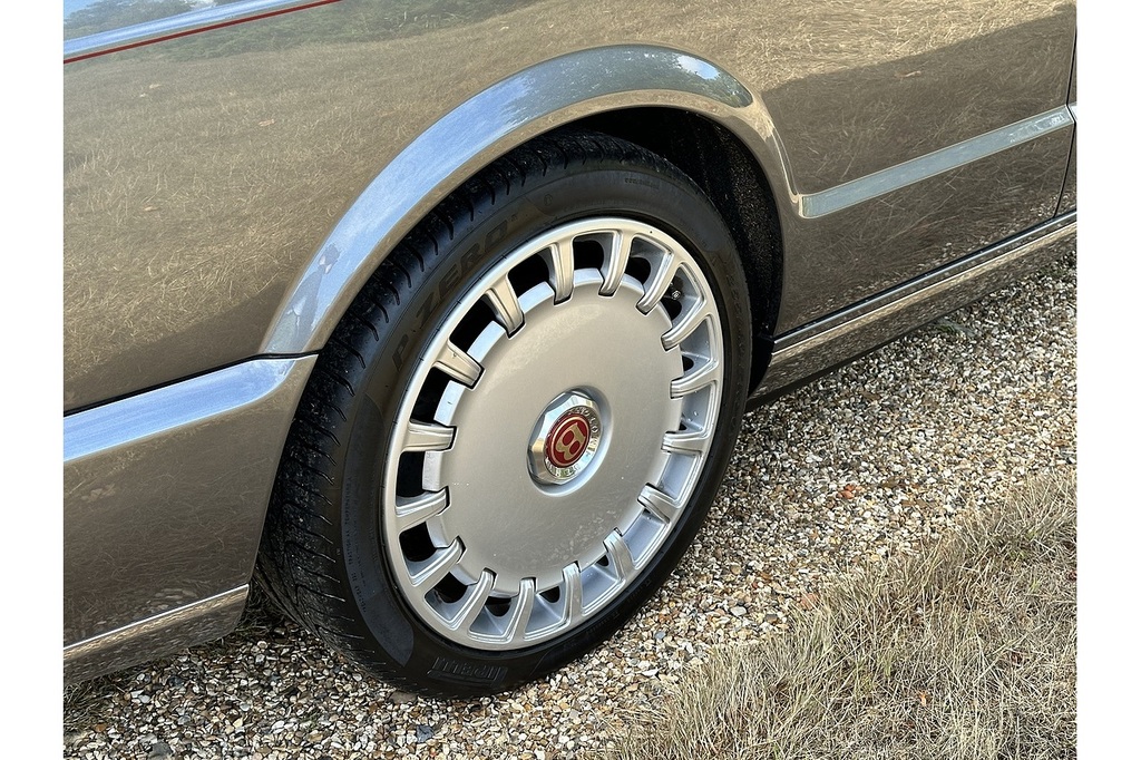Bentley Brooklands Brooklands Silver #11