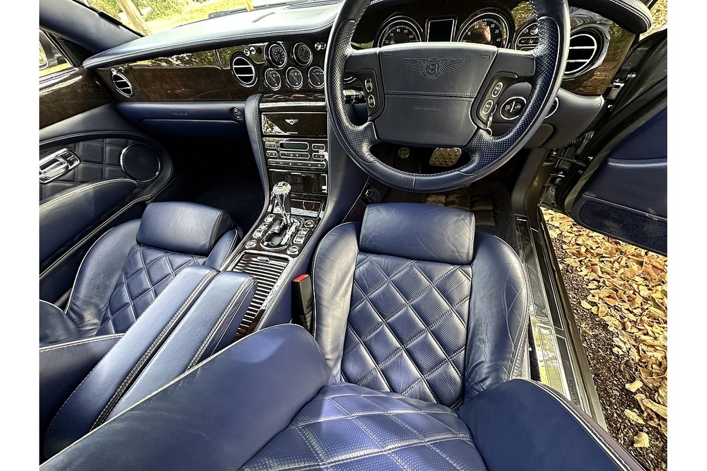 Bentley Brooklands Brooklands Silver #28