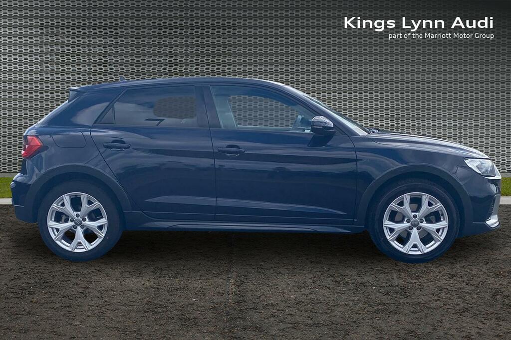 Audi A1 1.0 Tfsi 30 Citycarver S Tronic Euro 6 AO69GZS Blue #4