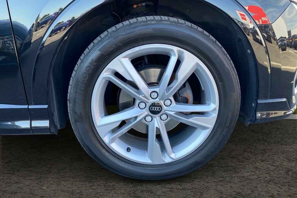 Audi Q3 2.0 Tdi 35 S Line Suv S Tronic Euro 6 AV72MEU Black #5