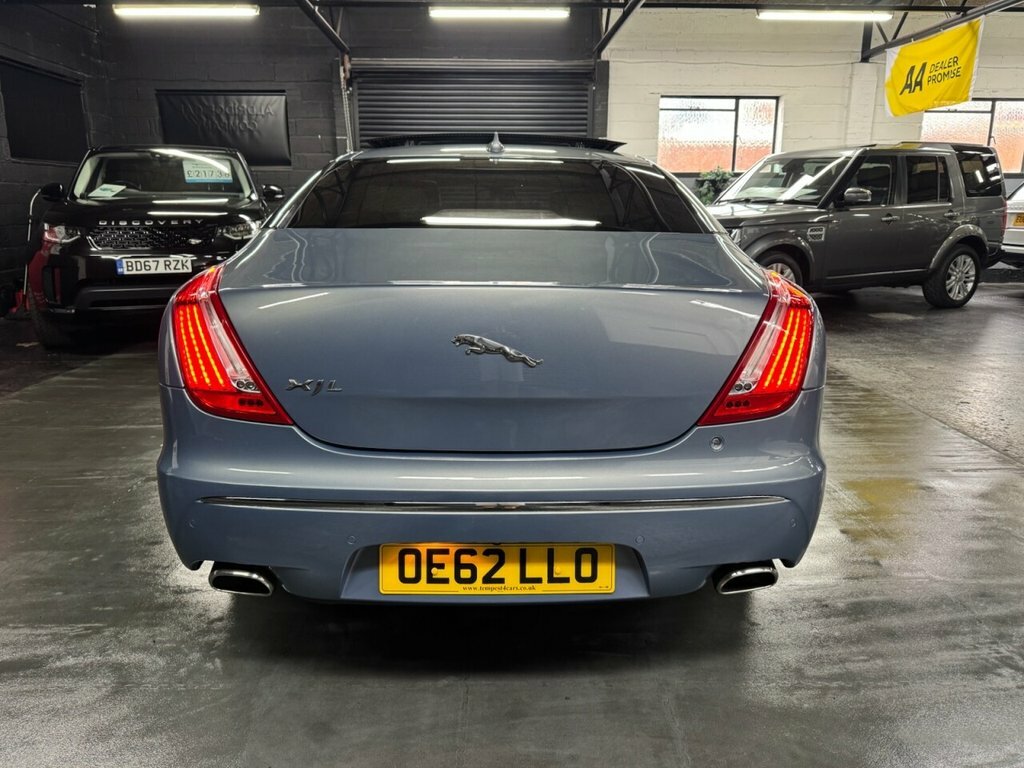 Jaguar XJ 3L Portfolio Grey #6