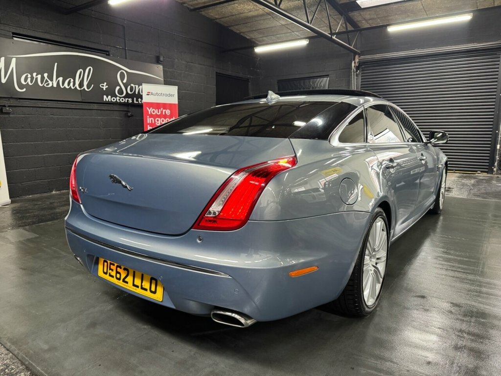 Jaguar XJ 3L Portfolio Grey #5