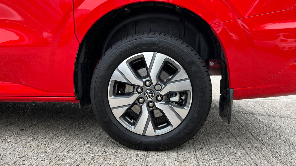Audi A8 Transporter 160Kw 65Kwh Commerce Pro Kombi Van Aut Red #5
