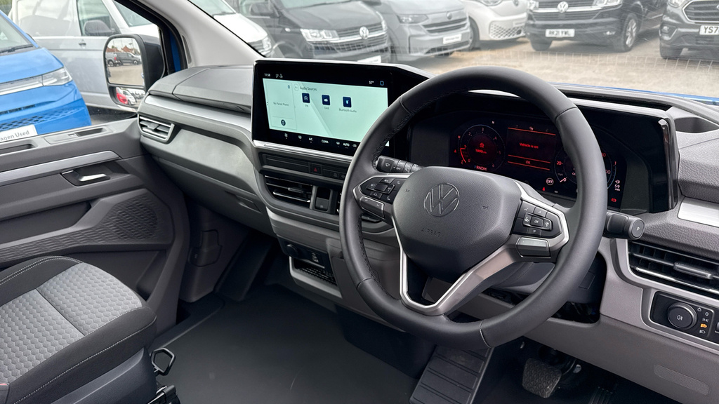 BMW 5 Series Volkswagen Transporter Shuttle T32 L 2.0 Tdi 170Ps Blue #6