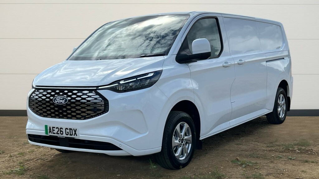 Ford Transit Custom Ford E-transit Custom 340 L2 E 100Kw 71Kwh H1 Van AE26GDX White #3