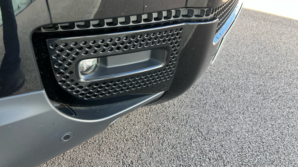 Land Rover Defender 3L Hse Black #54