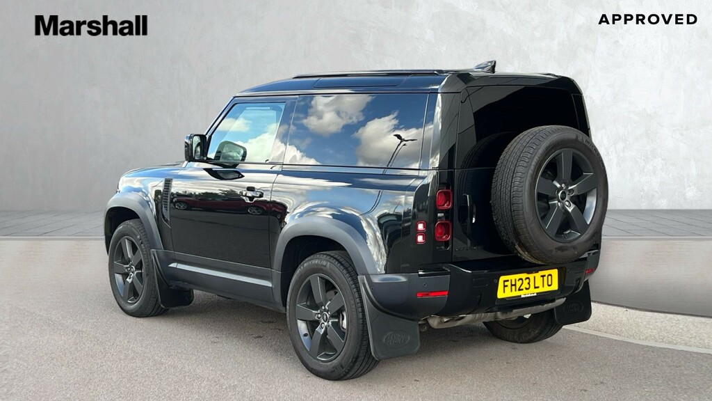 Land Rover Defender Defender 3.0 D250 Hard Top Hse Black #2