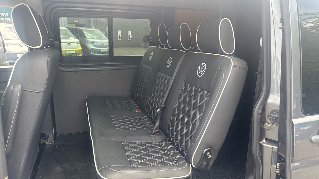 Volkswagen Transporter Blue #9