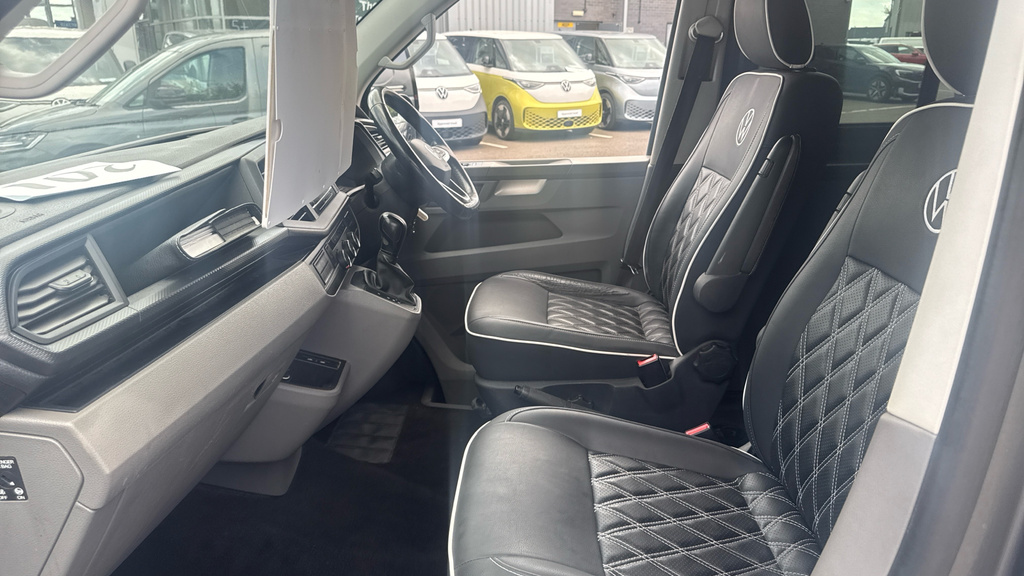 Volkswagen Transporter Transporter T30 Highline Tdi Grey #2