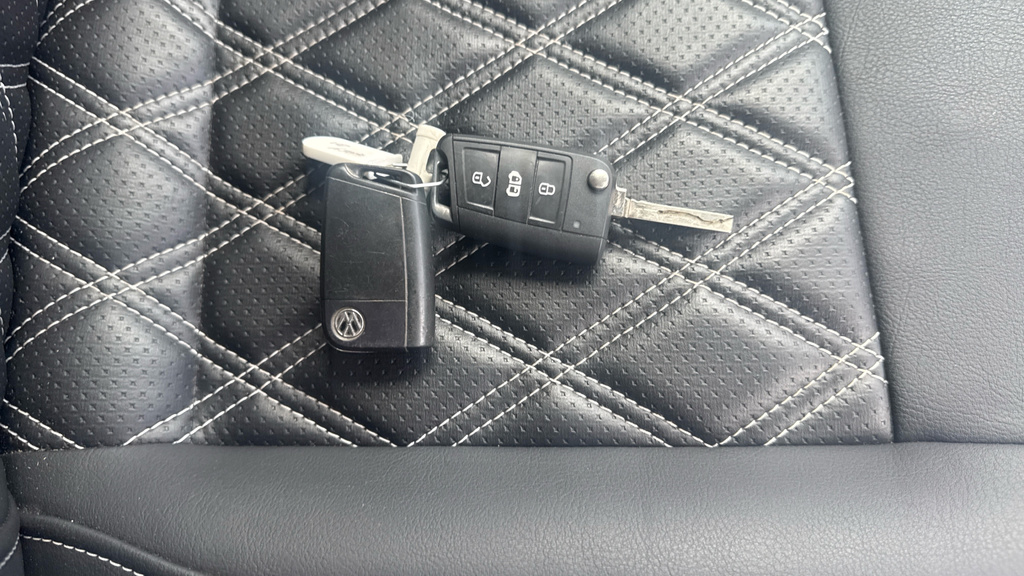 Volkswagen Transporter Blue #21