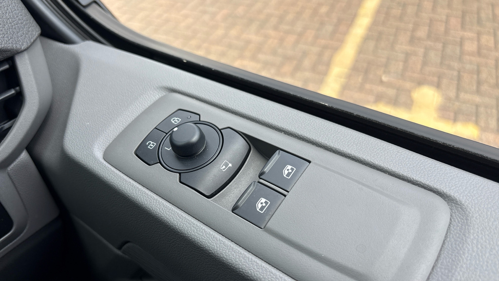 Volkswagen Transporter Transporter Panel Van Grey #38