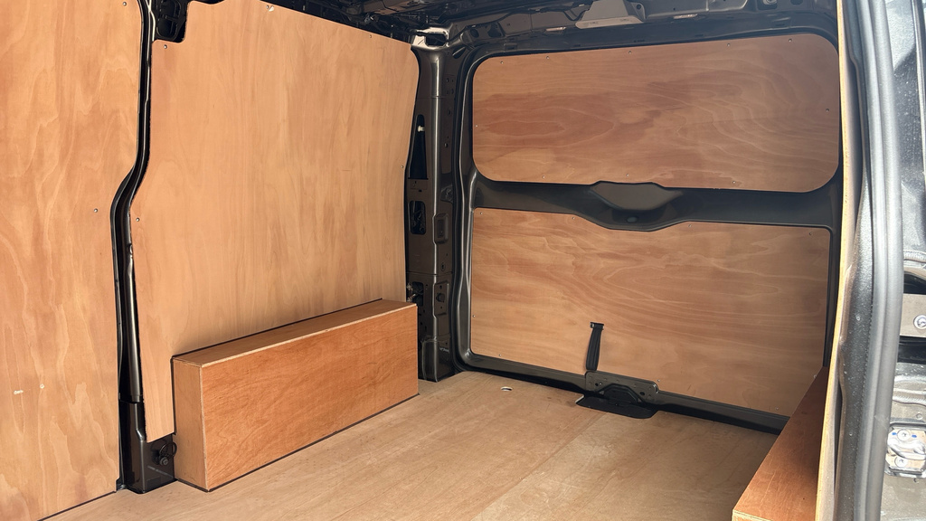 Volkswagen Transporter Transporter Panel Van Grey #9