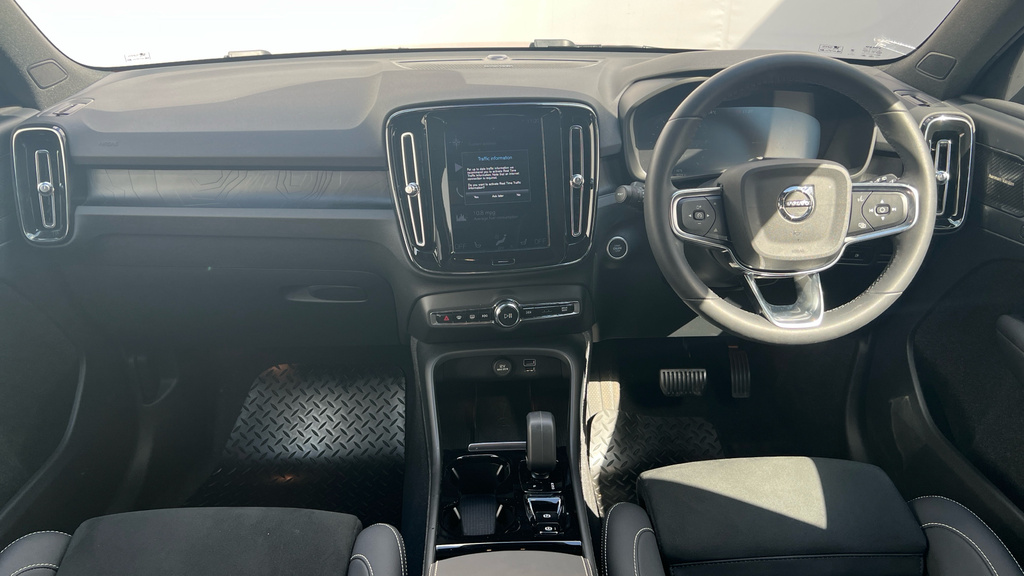 Volvo XC40 Xc40 1.5 T5 Recharge Phev Ultimate Dark Red #5