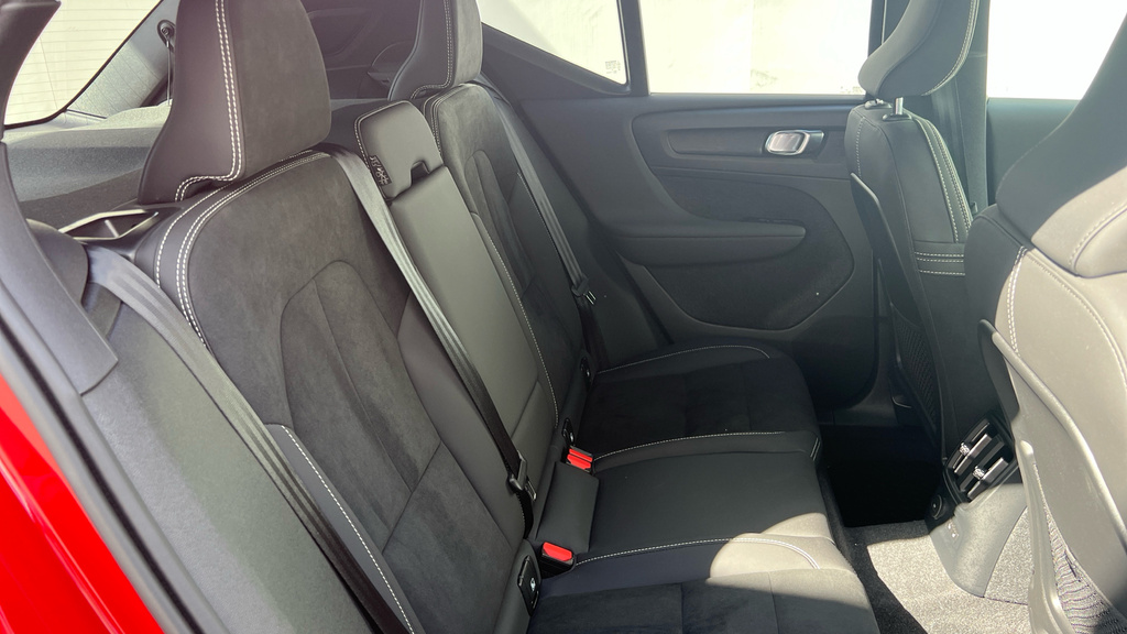 Volvo XC40 Xc40 1.5 T5 Recharge Phev Ultimate Dark Red #6
