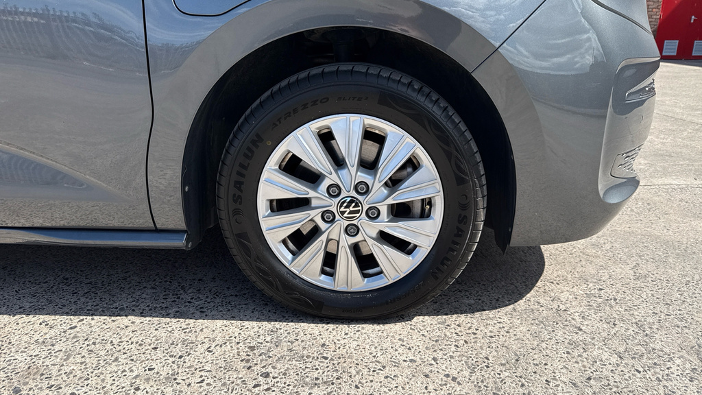 Volkswagen Multivan Multivan 1.4 Tsi Ehybrid Life Dsg Grey #5