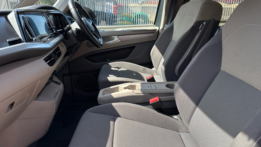 Volkswagen Multivan Multivan 1.4 Tsi Ehybrid Life Dsg Grey #2