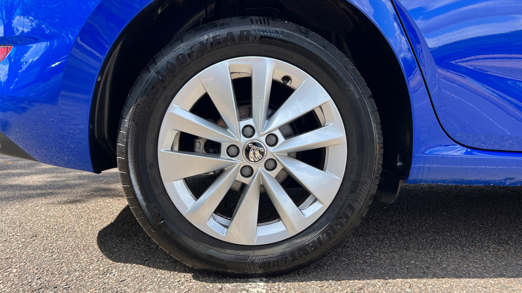Skoda Scala Scala 1.0 Tsi 110 Se Technology YF23ZLK Blue #5