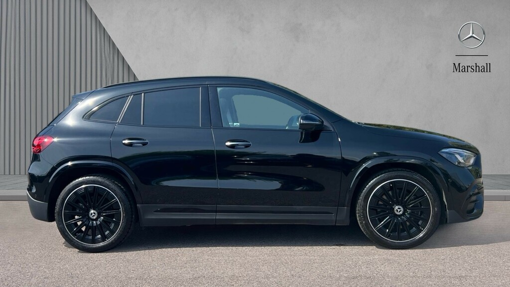 Mercedes-Benz GLA Class Gla 220D 4Matic Amg Line Premium Plus KW25FFG Black #4