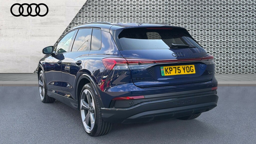 Audi Q4 E Tron Audi Q4 Black Edition 45 E-tron Quattro 210,00 Kw KP75YOG Blue #3