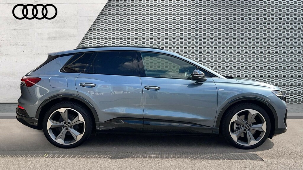 Audi Q4 E Tron Q4 210Kw 45 82Kwh Black Edition Blue #4