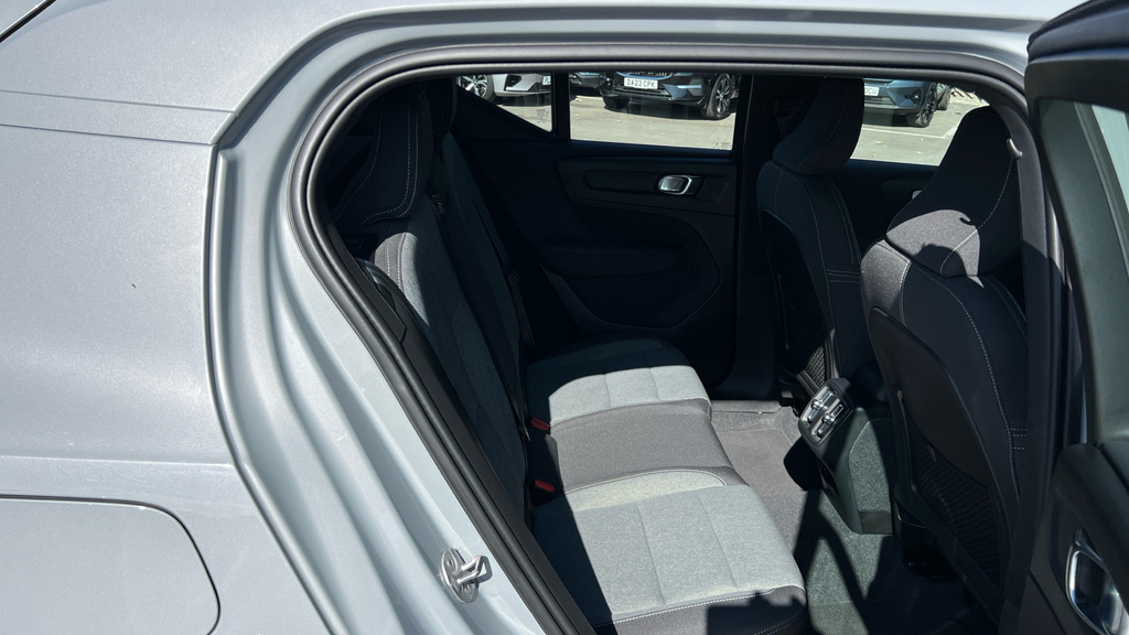 Volvo XC40 Xc40 2.0 B3p Plus Dark CJ23RBV Grey #6