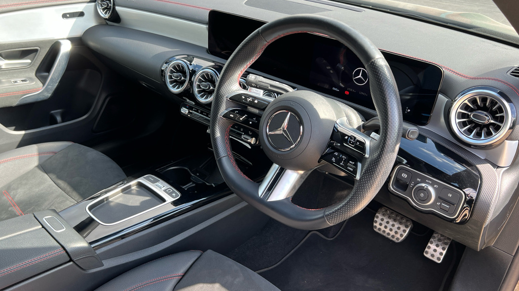 Mercedes-Benz CLA Class Cla 250E Amg Line Executive Tip KN25XXR Black #3