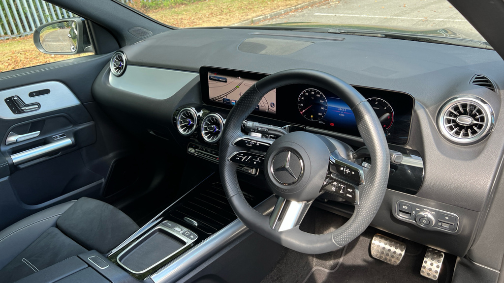Mercedes-Benz GLA Class Gla 220D 4Matic Amg Line Premium KM75UBH Grey #3
