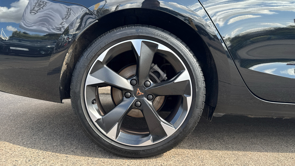 Cupra Leon Leon 1.5 Tsi V1 DF24NBG Black #5