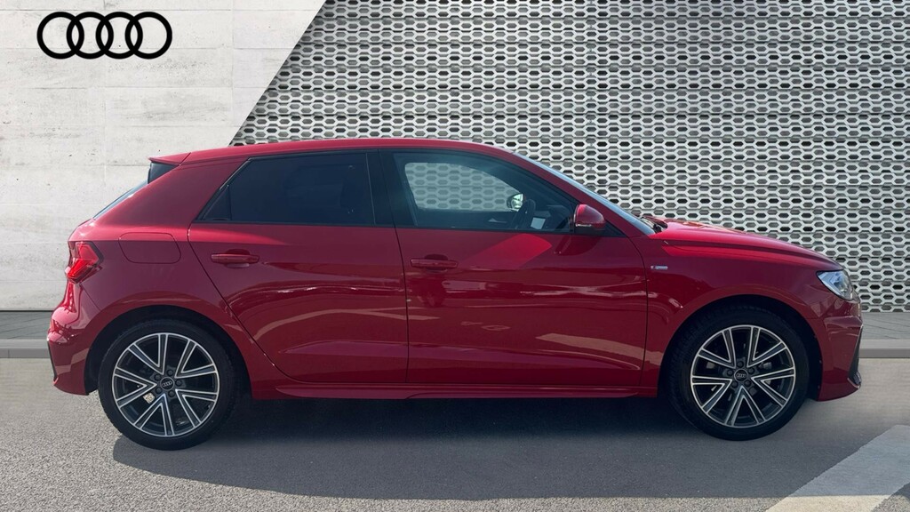 Audi A1 A1 35 Tfsi S Line S Tronic DK75WPV Red #4