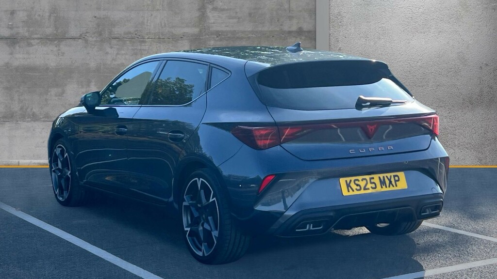 Cupra Leon Leon 1.5 Tsi 150 V2 KS25MXP Grey #3