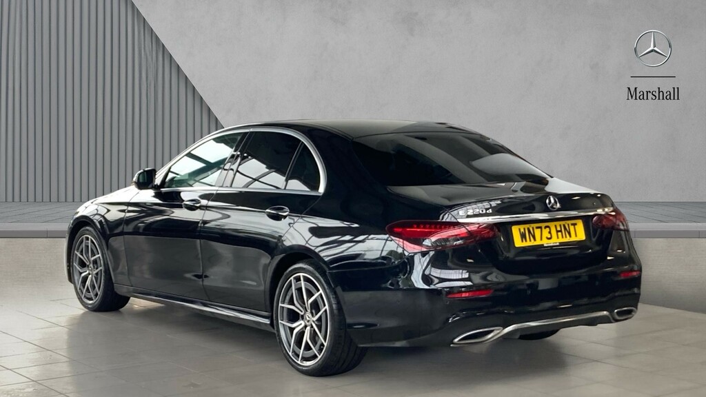 Mercedes-Benz E Class E Class E220d 200 Amg Line Premium 9G-tronic WN73HNT Black #2