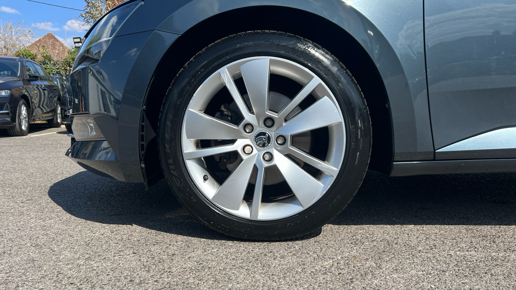 Skoda Superb Superb 1.4 Tsi 150 Se L Executive Dsg Grey #5