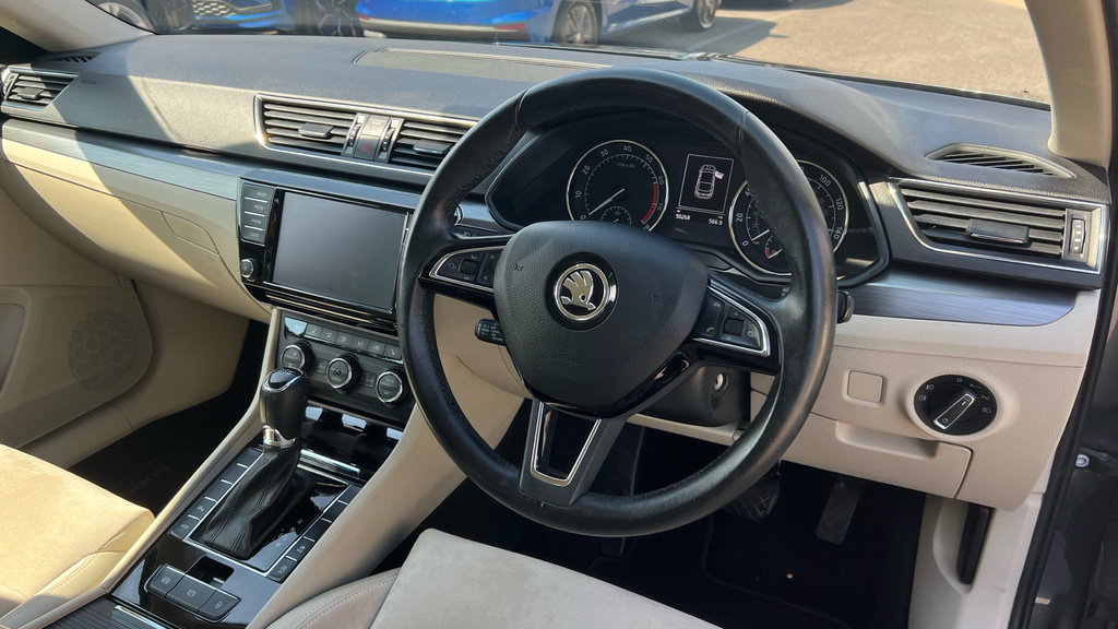 Skoda Superb Superb 1.4 Tsi 150 Se L Executive Dsg Grey #6
