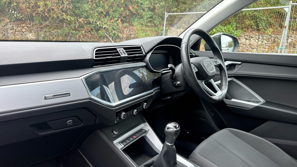 Audi Q3 Q3 35 Tfsi Technik WG72JWM Grey #2