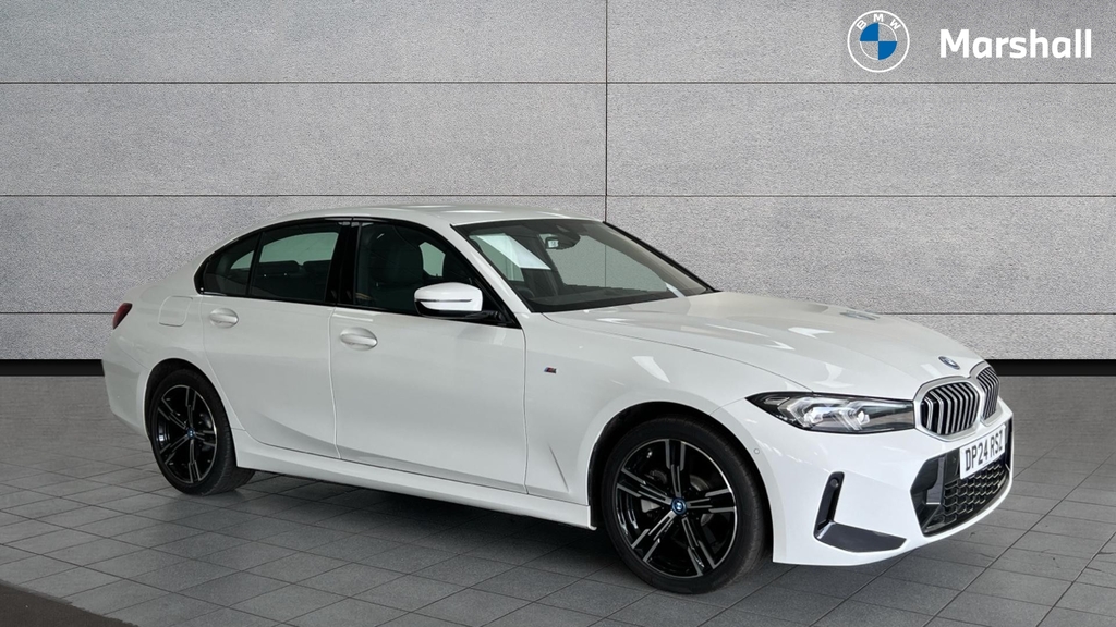 BMW 3 Series 3 Series 330E M Sport Step White