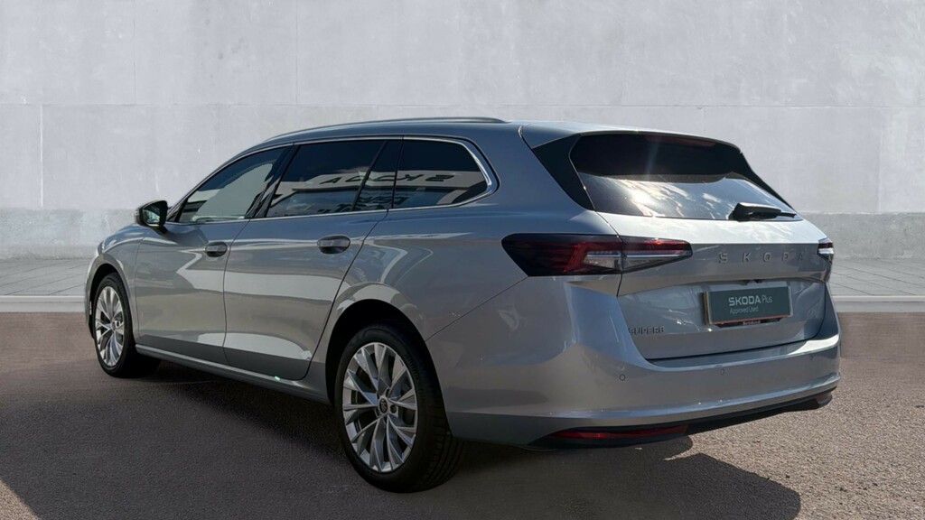 Skoda Superb Superb 1.5 Tsi E-tec Se L Dsg EJ75DXC Silver #3