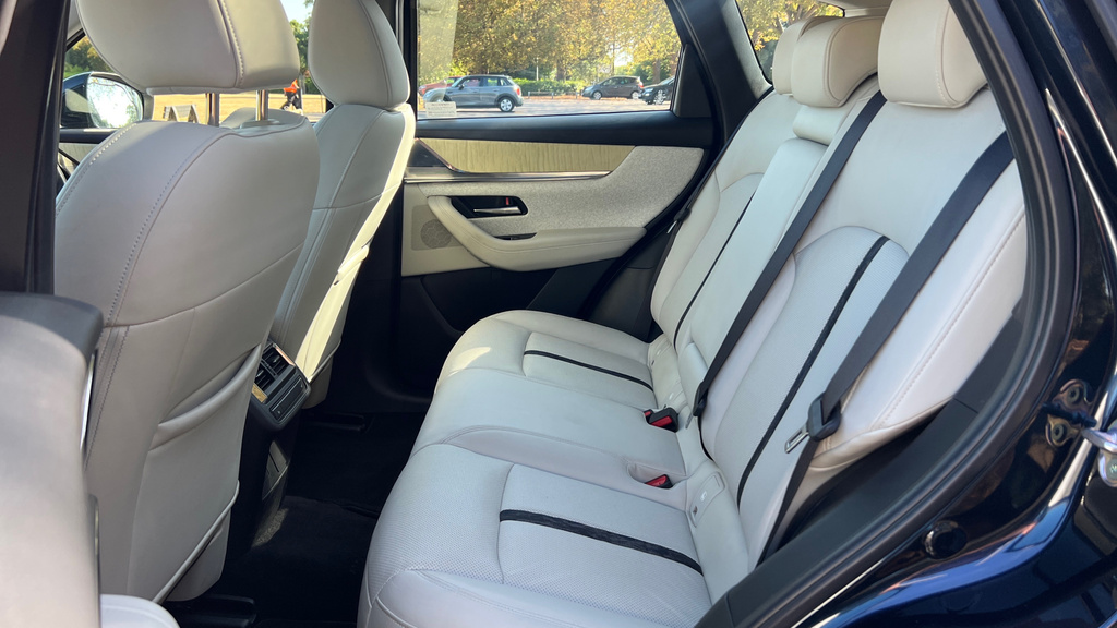 Mazda CX-60 2.5 Phev Homura White #14