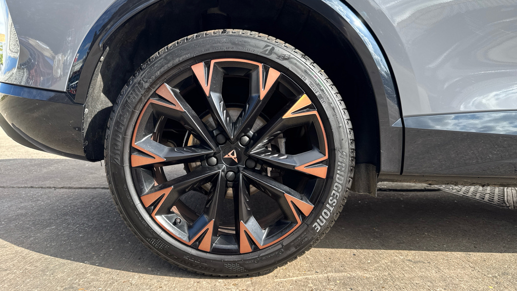 Cupra Formentor Formentor 1.5 Tsi 150 V3 KP75DWA Grey #5