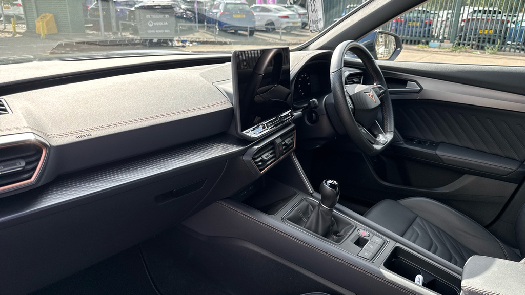 Cupra Formentor Formentor 1.5 Tsi 150 V3 KP75DWA Grey #2
