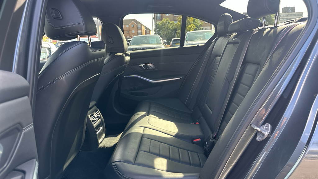 BMW 3 Series 3 Series 320I M Sport Step Plus Pack YA69KFR Grey #4